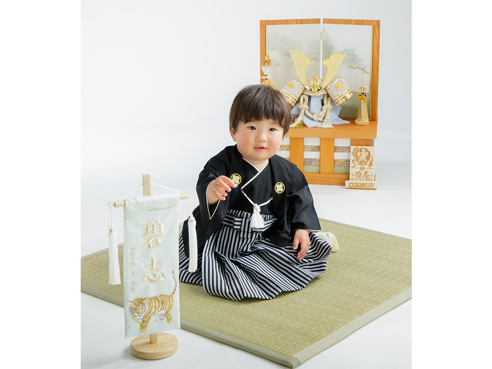 人形のキャッツアイ