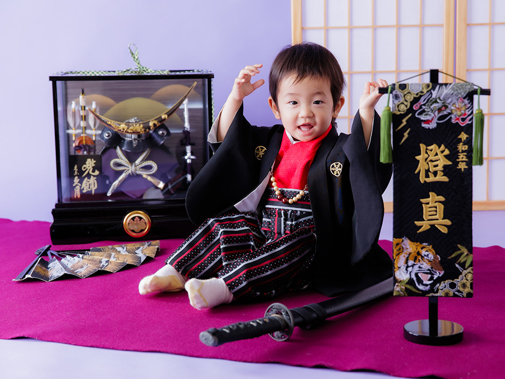 人形のキャッツアイ